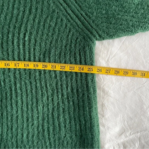 Hansel From Basel Kelly Green Chunky Cardigan - Picture 6 of 6